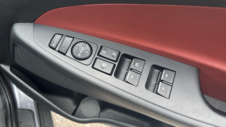 Hyundai Tucson 1.7 CRDi Blue Drive Premium SE 5dr 2WD DCT Diesel Estate